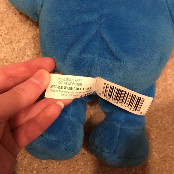 Sesame Street Cookie Monster Plush - Picture 6 of 6